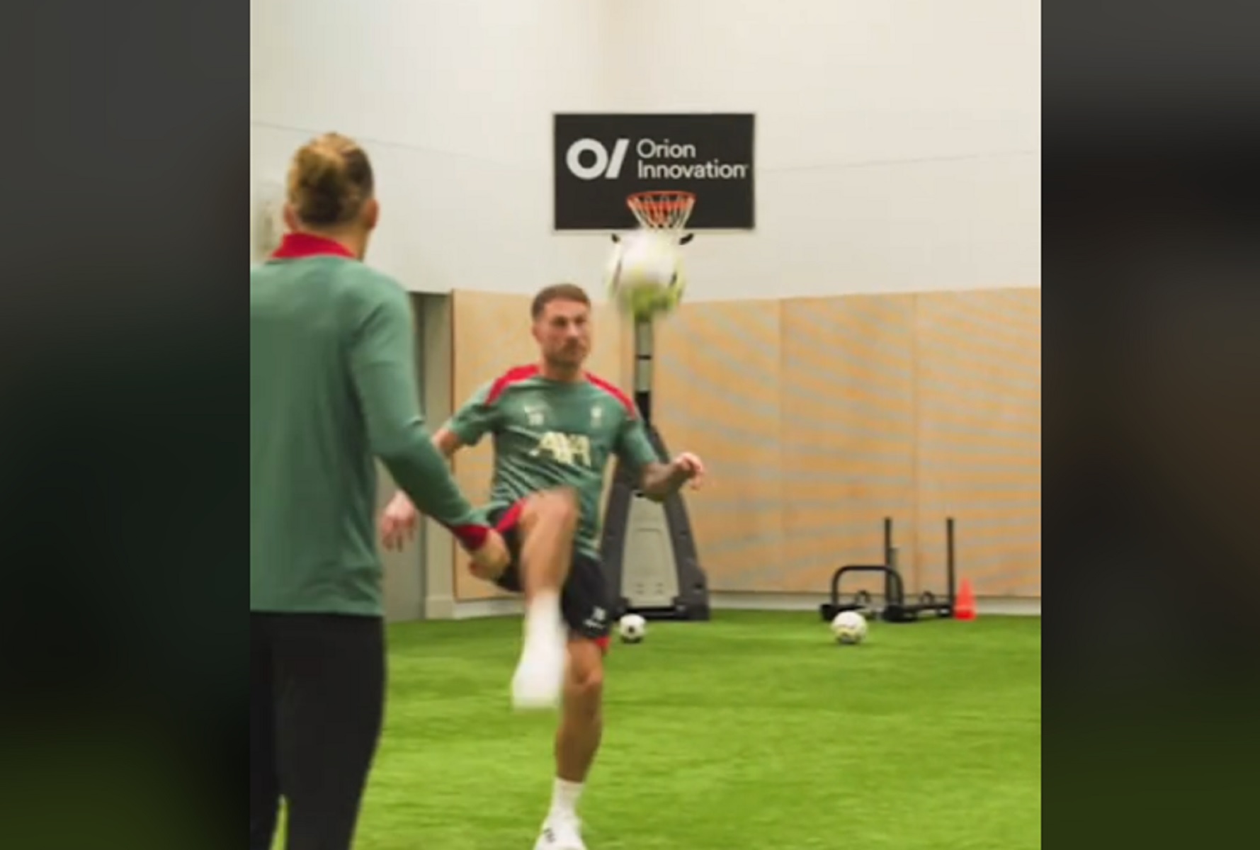 Τσιμίκας και Ντίας βοήθησαν τον ΜακΆλιστερ να κάνει το απίστευτο (vid)