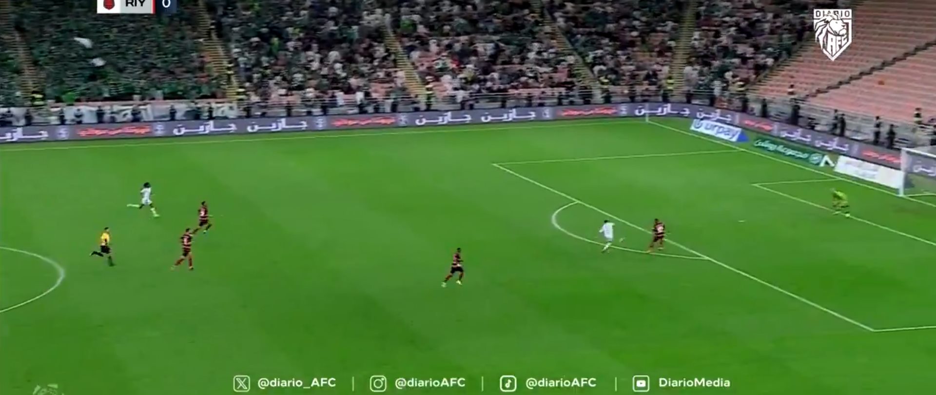 O Μαχρέζ κάνει… παπάδες ακόμη και τώρα: Μαγικό γκολ στη Σαουδική Αραβία! (vid)