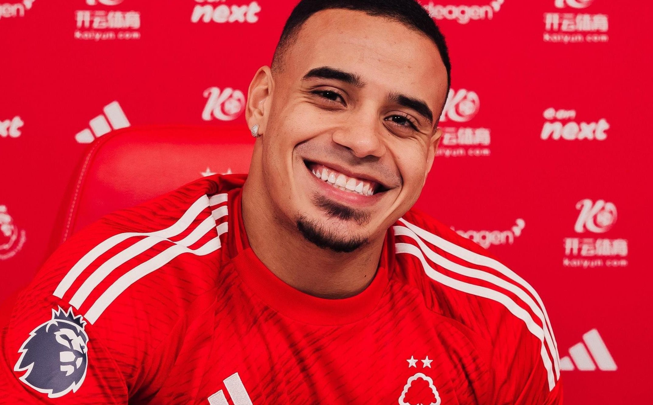 Το πήρε πάνω του ο Μαρινάκης: Απέρριψε πρόταση με πολλά μηδενικά για να κρατήσει Μουρίγιο στη Νότιγχαμ!