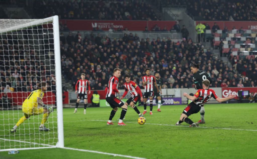 Θέλατε γκέλα; Νούνιες, διπλό buzzer beater και «τρίποντο» η Λίβερπουλ (vid)