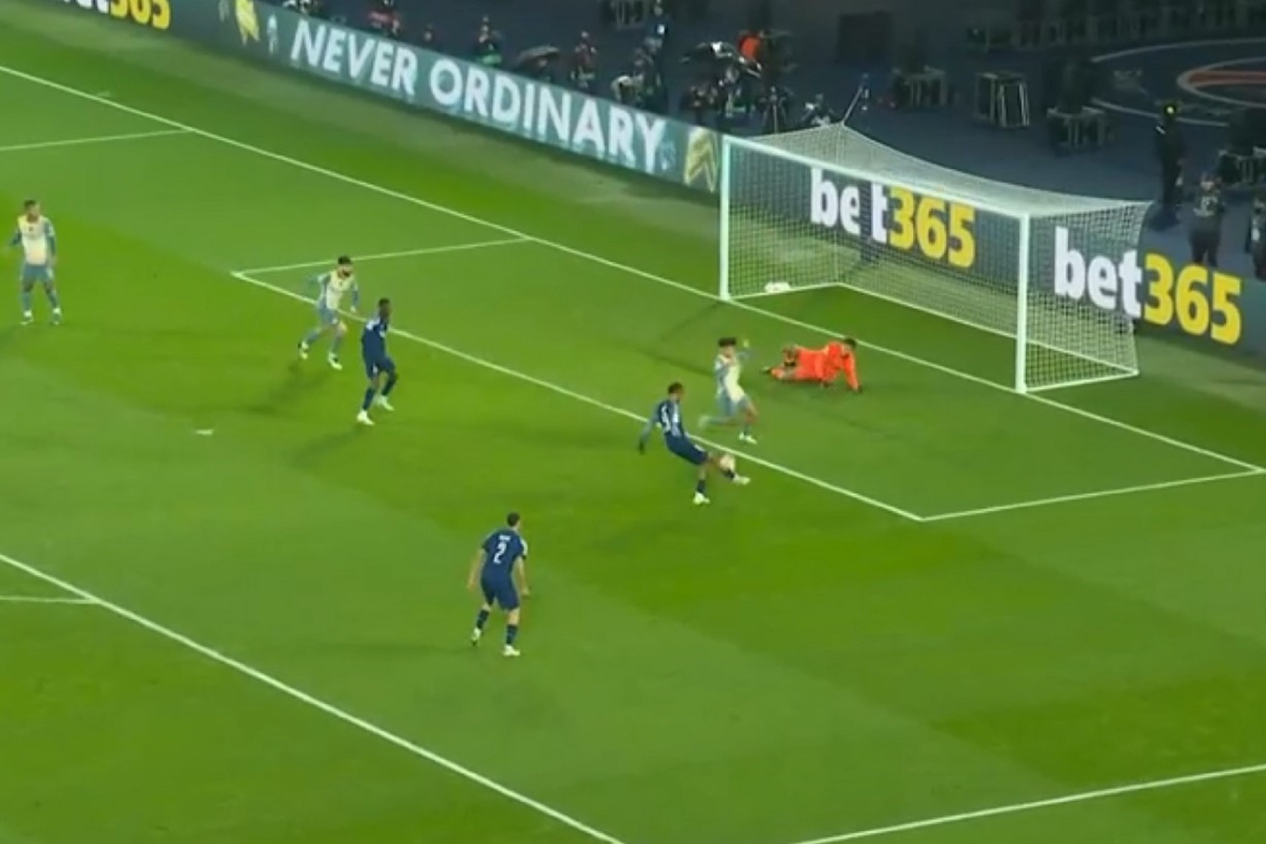 Μυθικό ματς στο Παρίσι – Τρία γκολ σε οκτώ λεπτά και… 2-2! (vid)