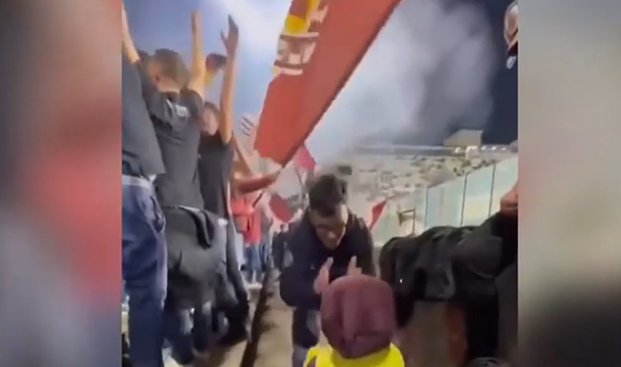 Απίθανος πιτσιρικάς «μυείται» στους οργανωμένους οπαδούς της Σαλερνιτάνα (vid)