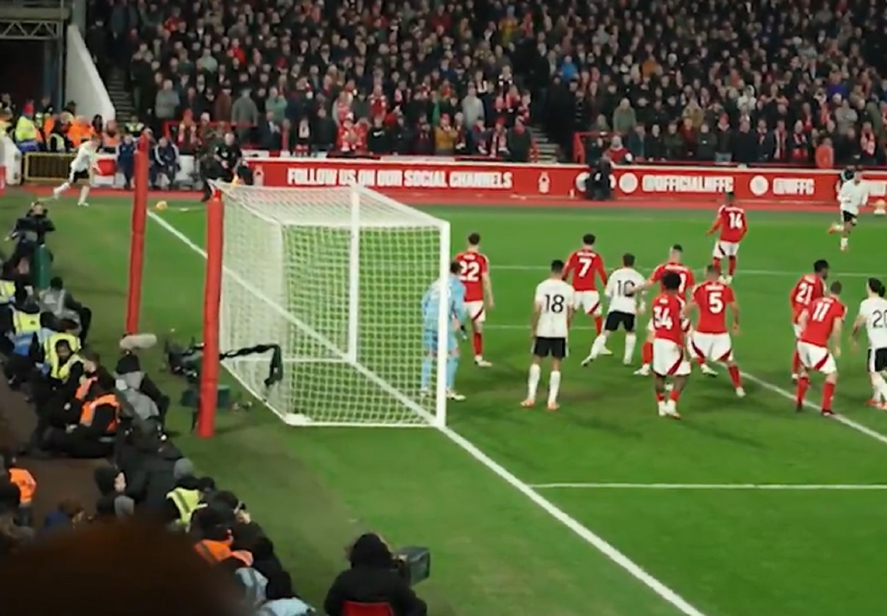 Η «ζωγραφιά» του Τσιμίκα που πλήγωσε τον Μαρινάκη (vid)