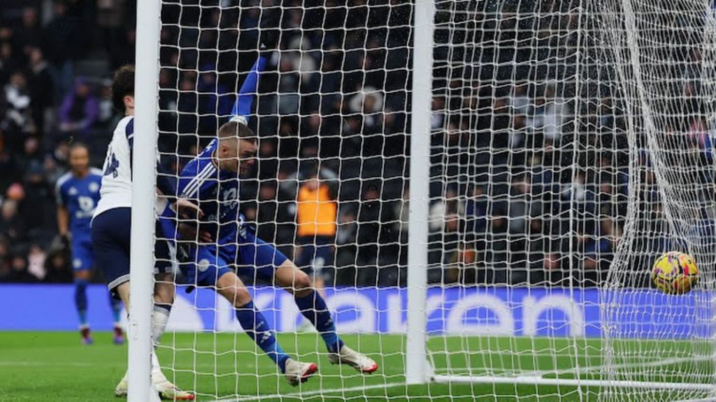 H «Αλεπού» έδωσε τη χαριστική βολή σε Τότεναμ – Ποστέκογλου (vid)