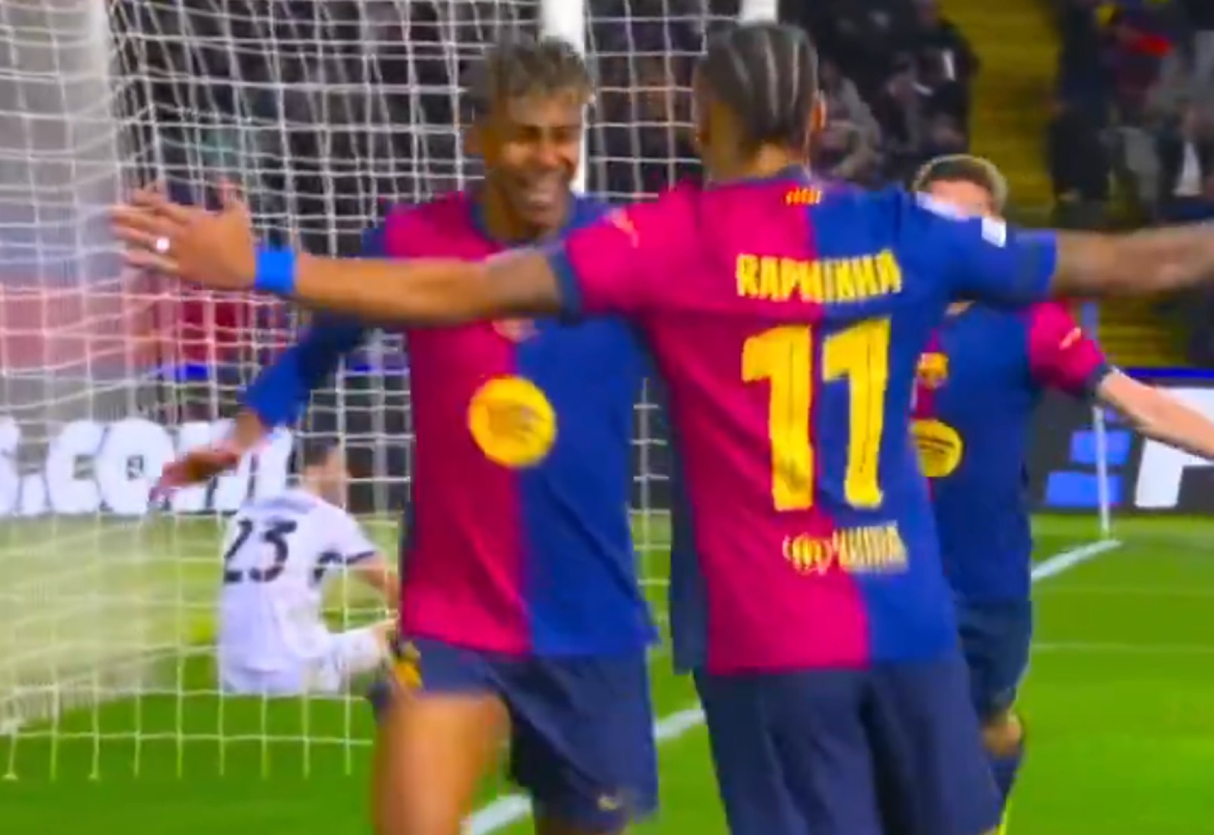 Μπήκε με τη μπάλα στα δίχτυα της Αταλάντα ο Γιαμάλ (vid)