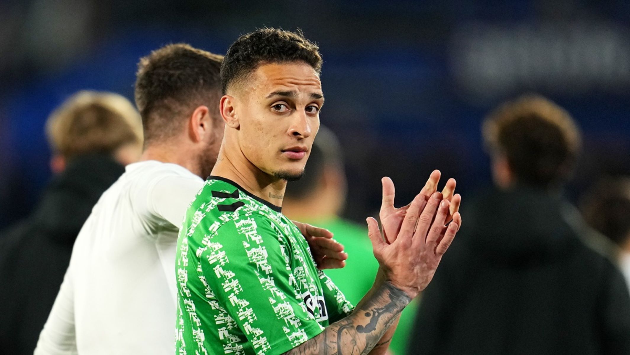 Άκυρη η κόκκινη κάρτα στον Άντονι, παίζει κανονικά στο Μπέτις – Ρεάλ Μαδρίτης