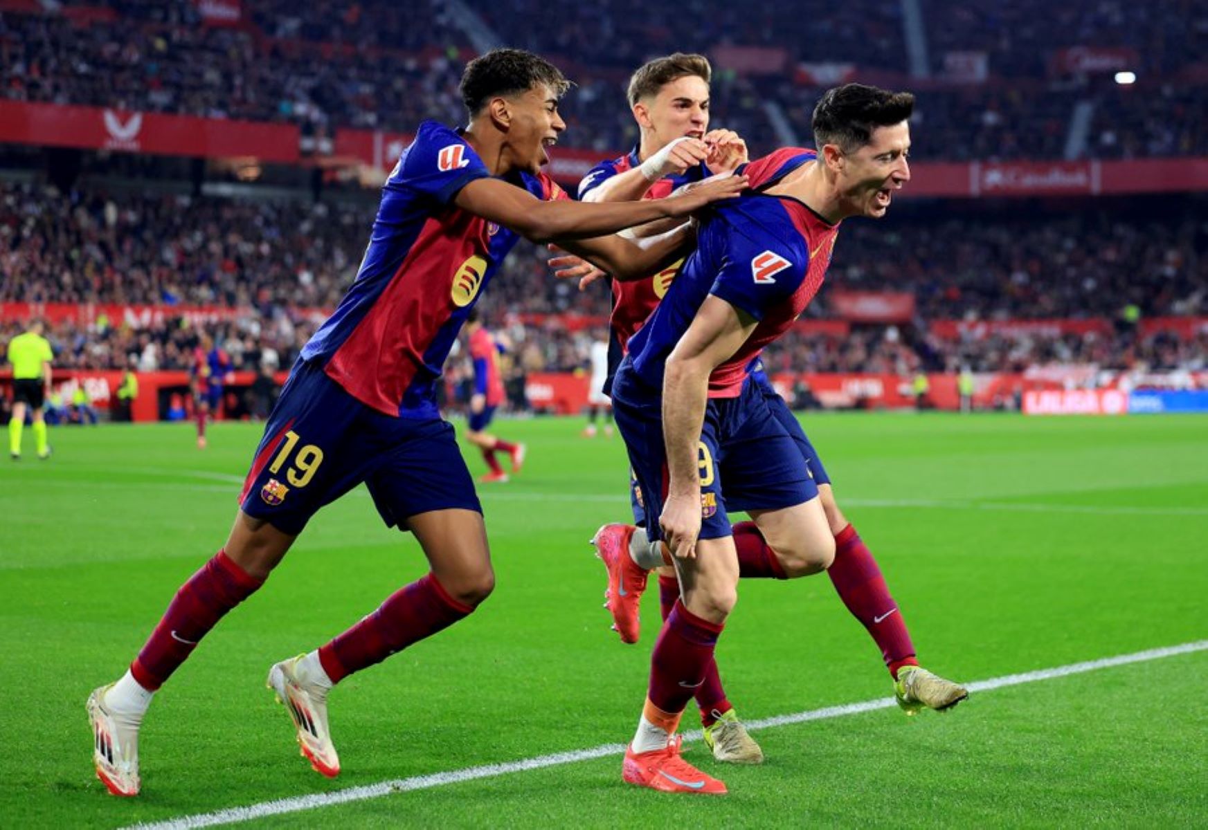 «Άλωσε» την Ανδαλουσία με πάθος και 4αρα η Μπαρτσελόνα (vid)