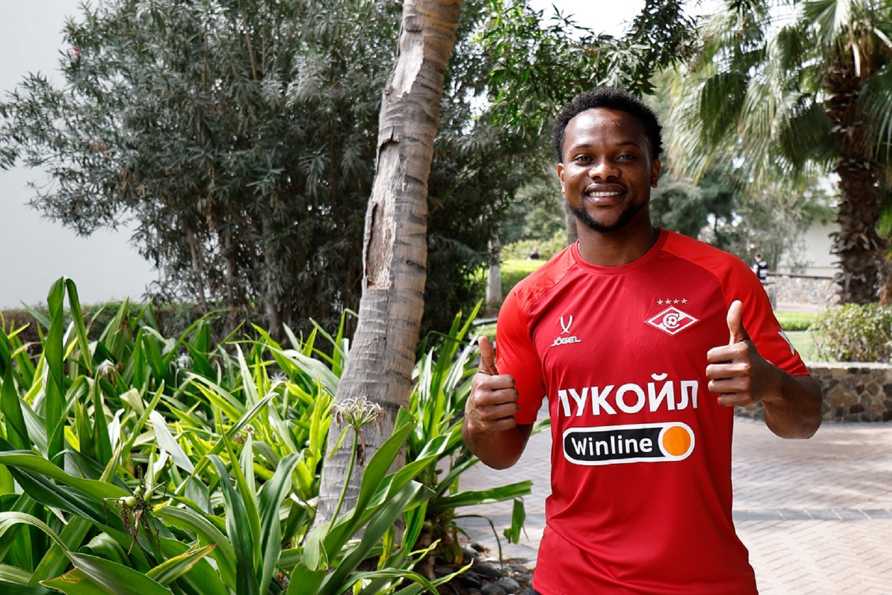 Γκαρσία: «Πάντα ευγνώμων στην ΑΕΚ, ο Αλμέιδα με έκανε επιθετικό και με απογείωσε» (vid)