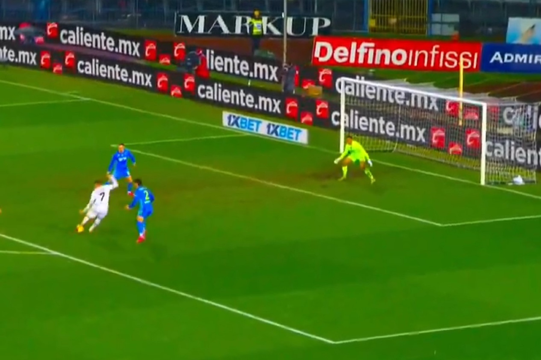 Ξεκίνησε την… απόσβεση με «μαγικό» πλασέ ο Χιμένες! (vid)