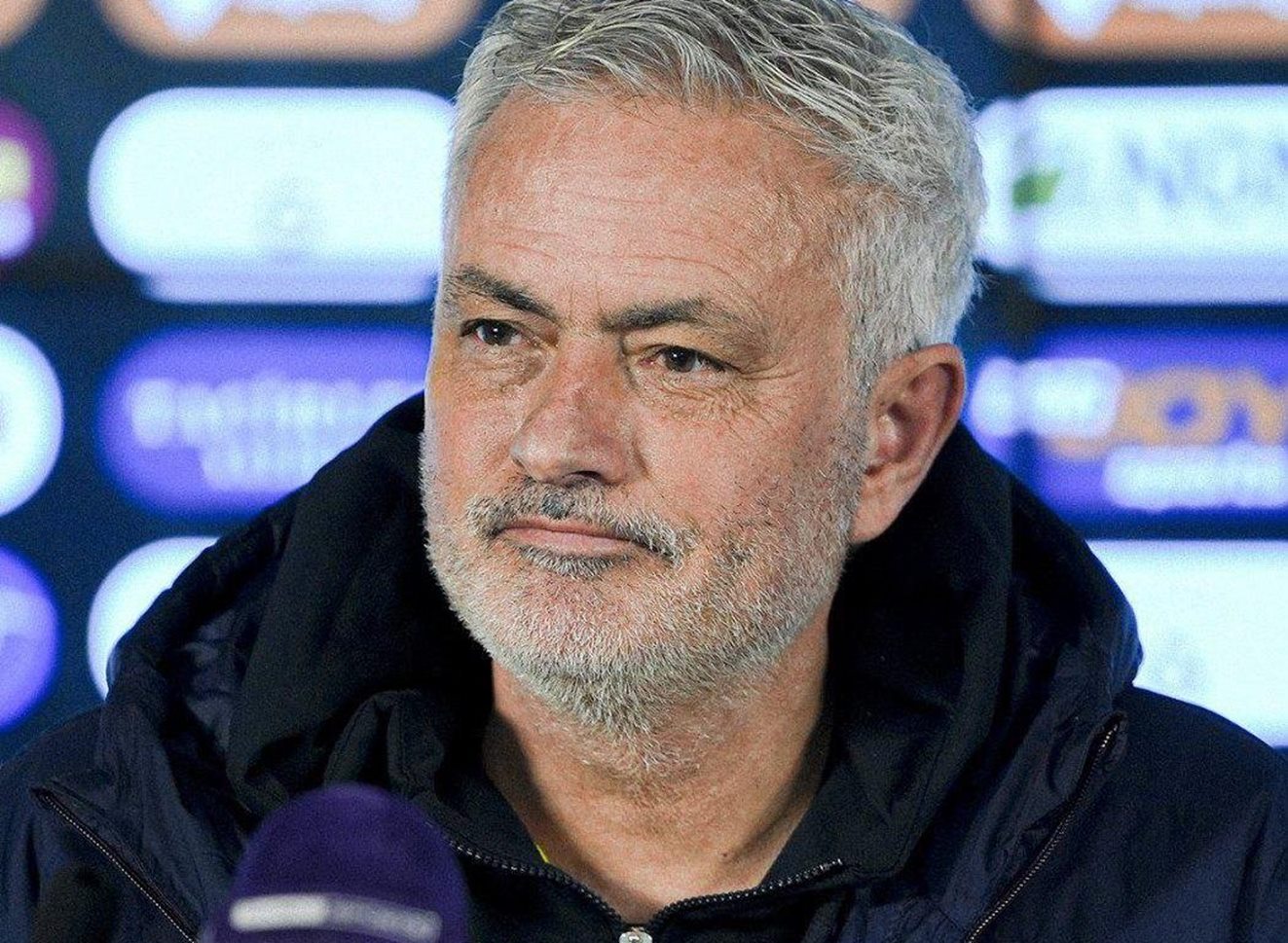 Ρατσιστικό παραλήρημα από τον Μουρίνιο: «Οι παίκτες τους έκαναν σαν… μαϊμούδες» (vid)