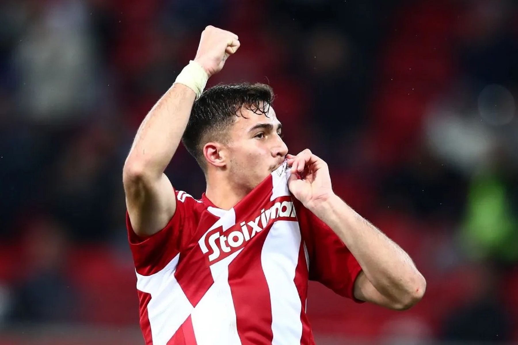 Ο απίθανος Κωστούλας βάζει από κάτω του ταλεντάρες όπως Γκαρνάτσο και Γιορό