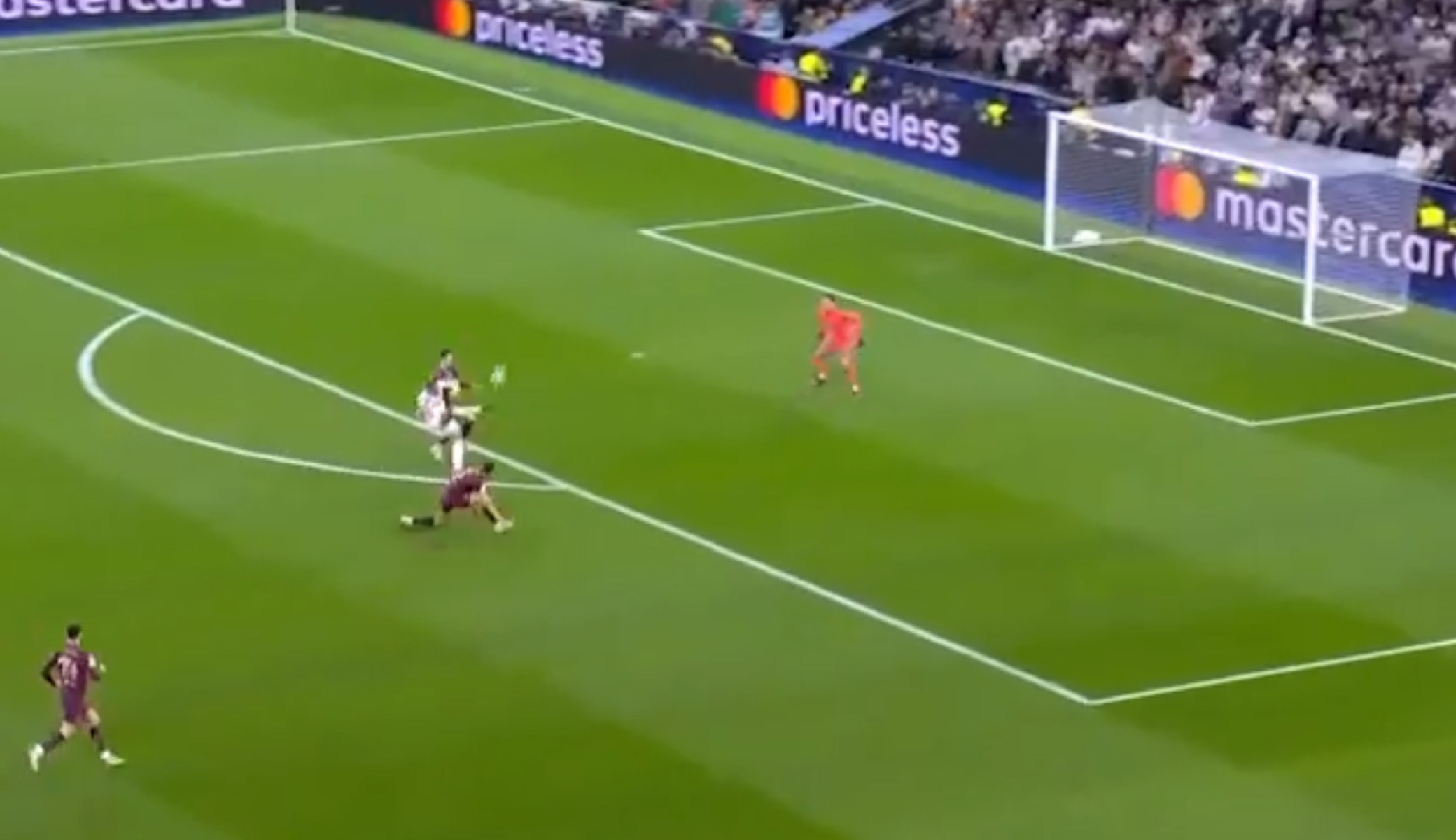 Σέντρα, Μπαπέ, λόμπα… γκολάρα (vid)