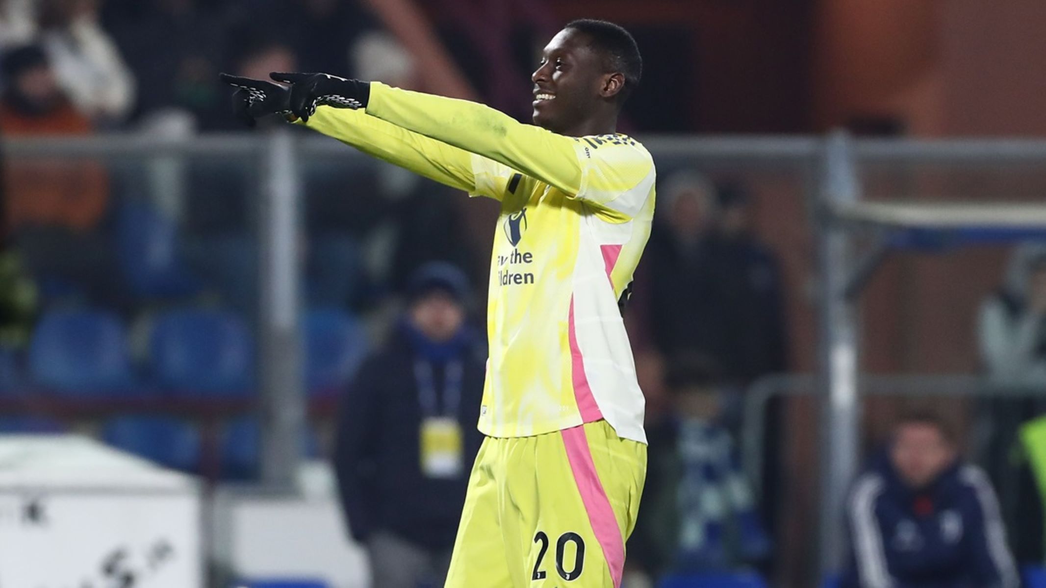 Κολό Μουανί: «Είμαι χαρούμενος στη Γιουβέντους, άλλο το ποδόσφαιρο στην Ιταλία»