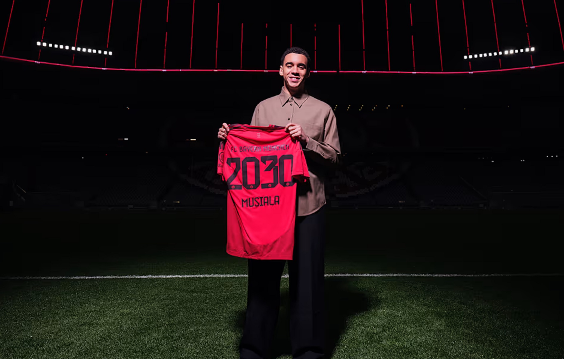 EΠΙΣΗΜΟ: Για άλλα πέντε χρόνια μαζί Μπάγερν – Μουσιάλα