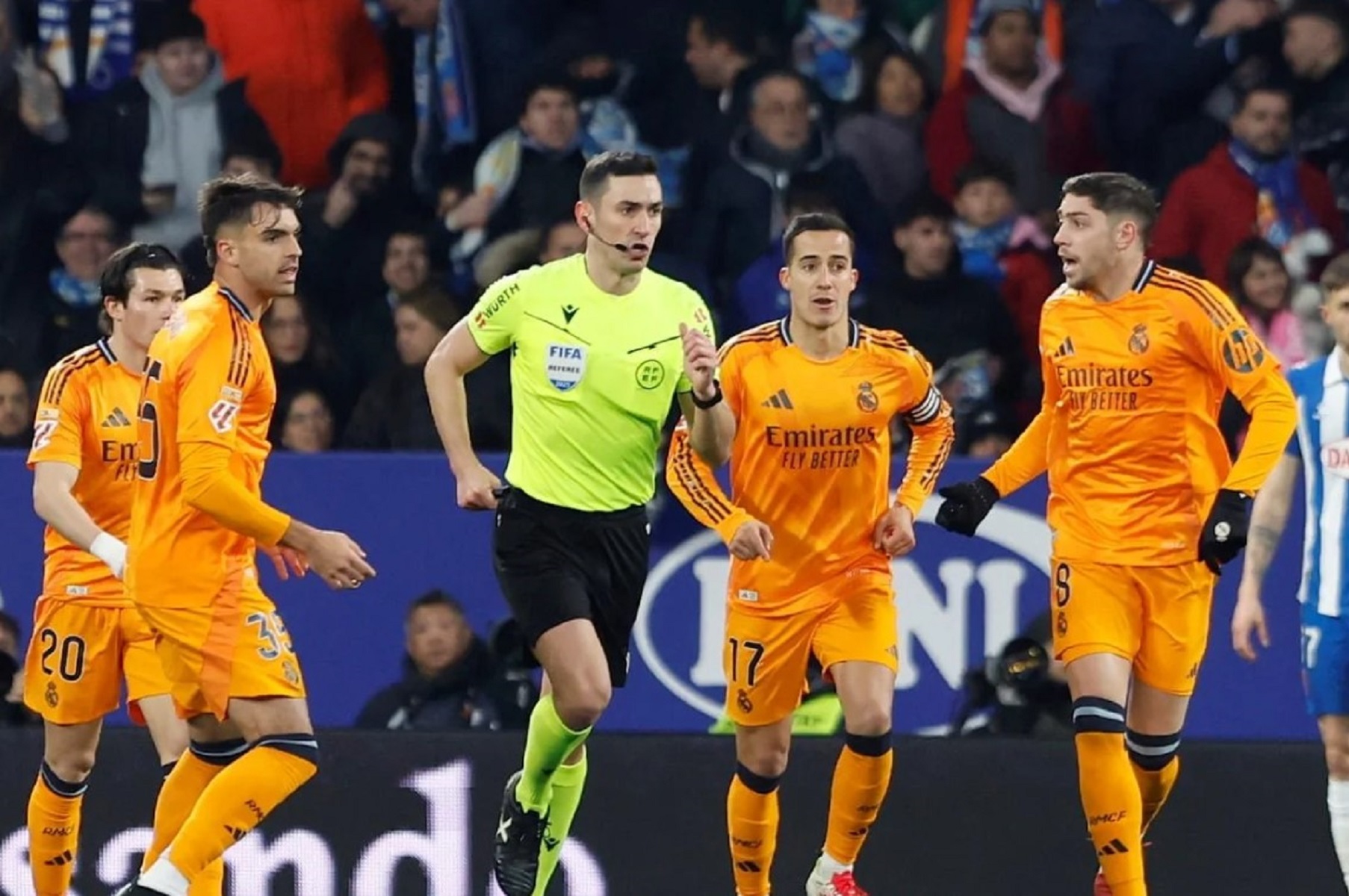Ανοίγει.. πόλεμο για τη διαιτησία η Ρεάλ: «Ένα παγκόσμιο σκάνδαλο»