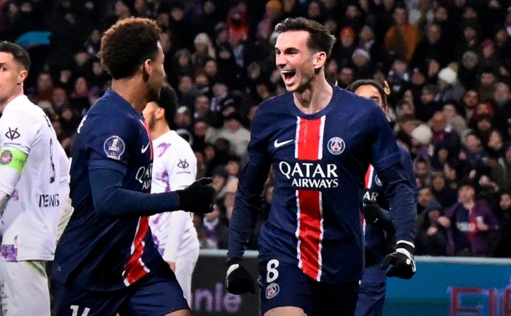 Τον… χαβά της η Παρί και πάει από νίκη σε νίκη! (vid)