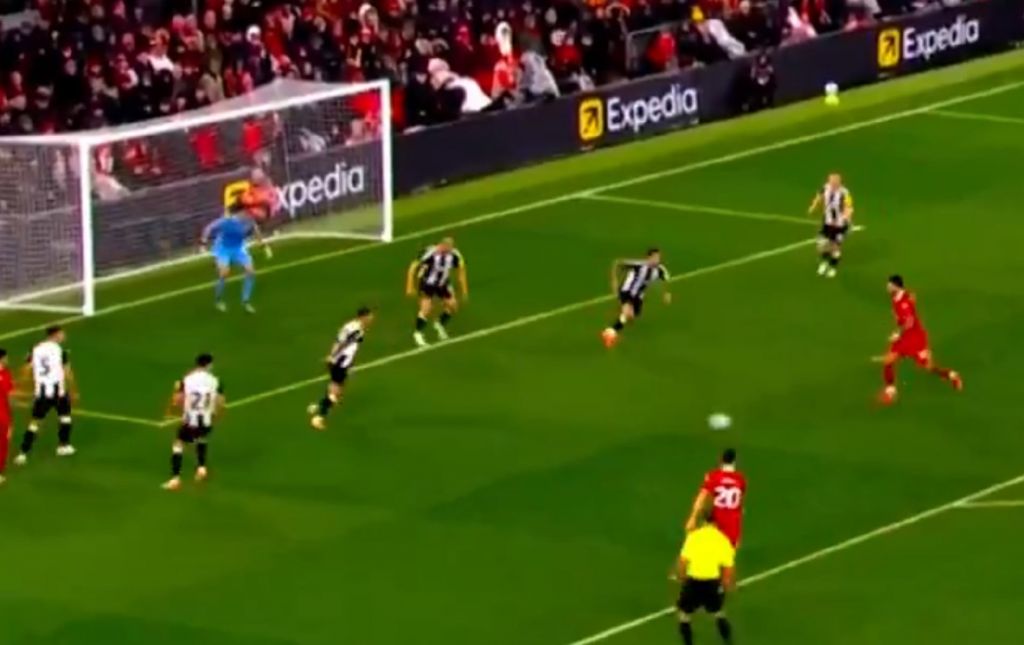 Βγαίνει ξανά… μπροστά ο Σόμποσλαϊ και 1-0 η Λίβερπουλ! (vid)