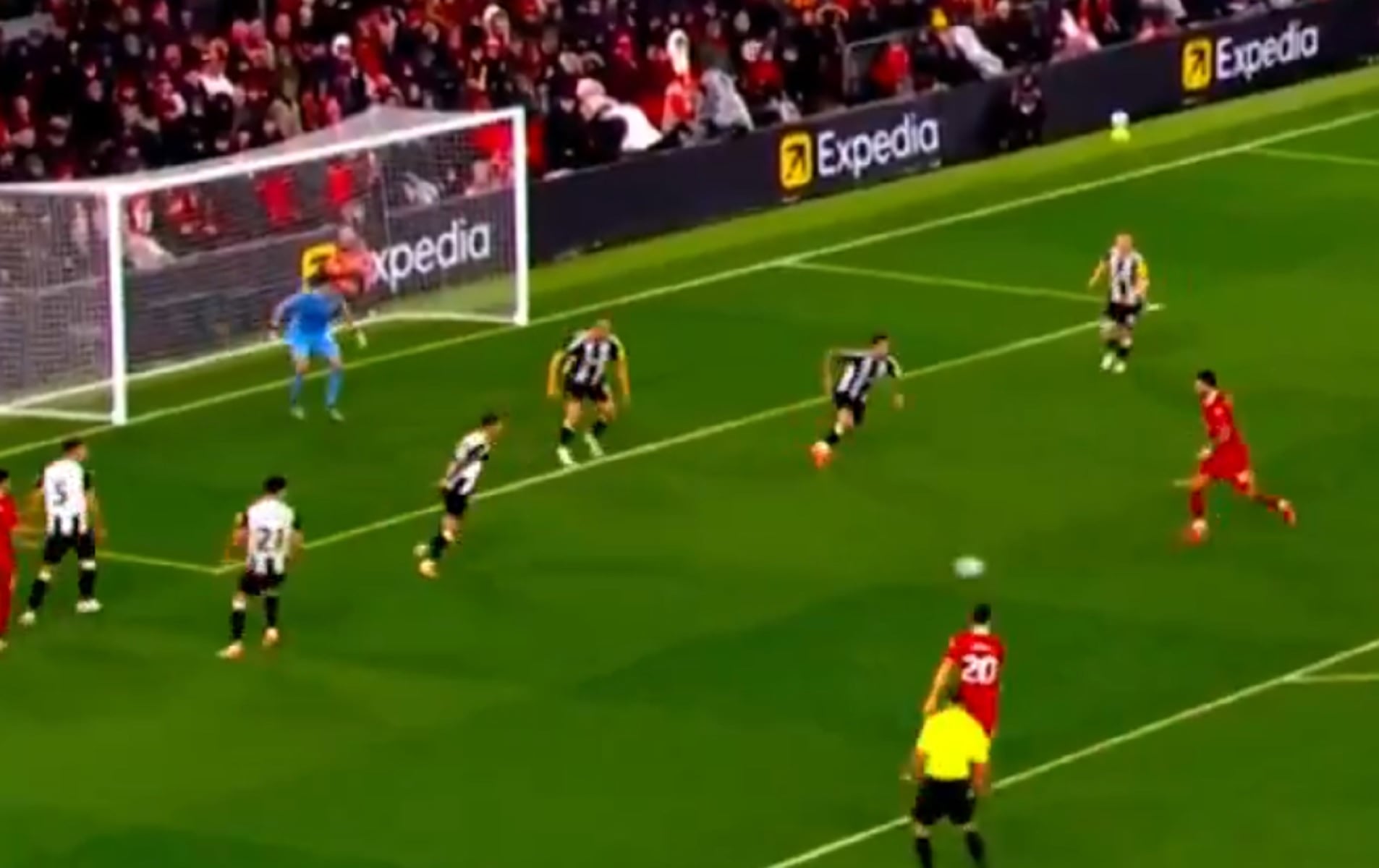 Βγαίνει ξανά… μπροστά ο Σόμποσλαϊ και 1-0 η Λίβερπουλ! (vid)