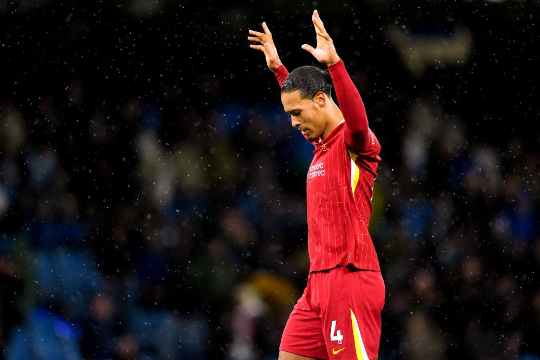 Μίλησε για το πρωτάθλημα κι έδειξε γιατί είναι αρχηγός ο Φαν Ντάικ! (pic)