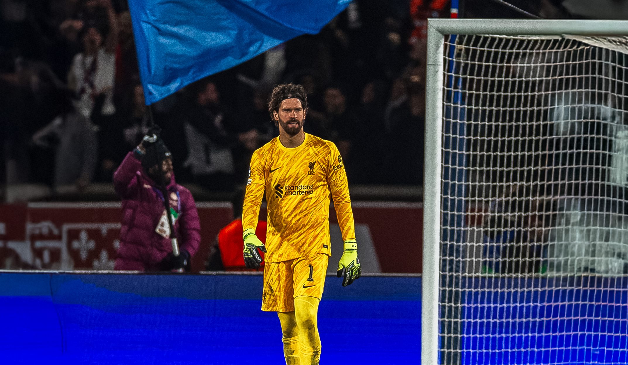 Μόνος του και όλοι τους: Οι καλύτερες επεμβάσεις του Άλισον κόντρα στην Παρί! (vids)