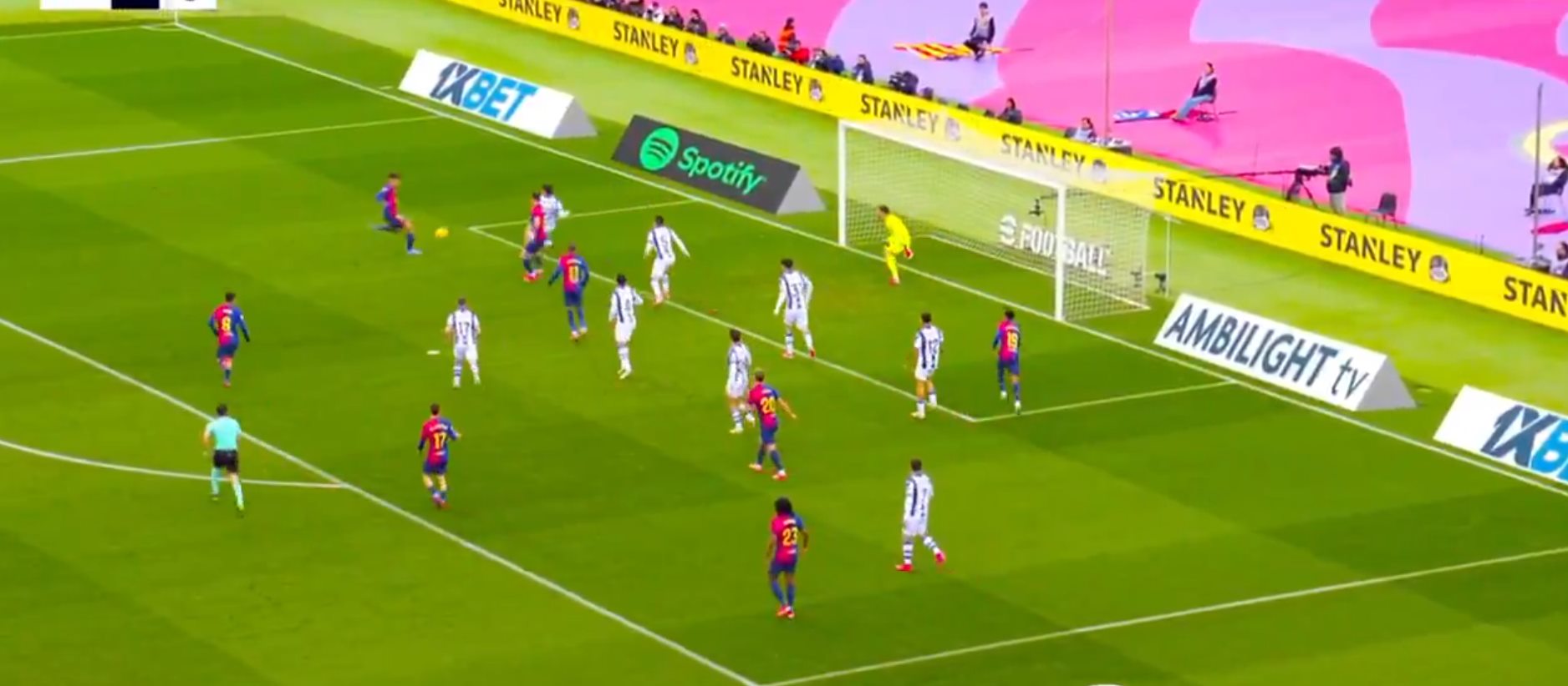 Μπαρτσελόνα από τα παλιά: Έκρυψε την μπάλα στο 1-0! (vid)