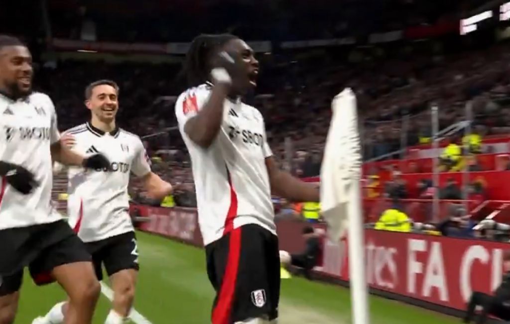 Τι πιο σύνηθες: Η Γιουνάιτεντ δέχθηκε πρώτη γκολ στο Ολντ Τράφορντ (vid)