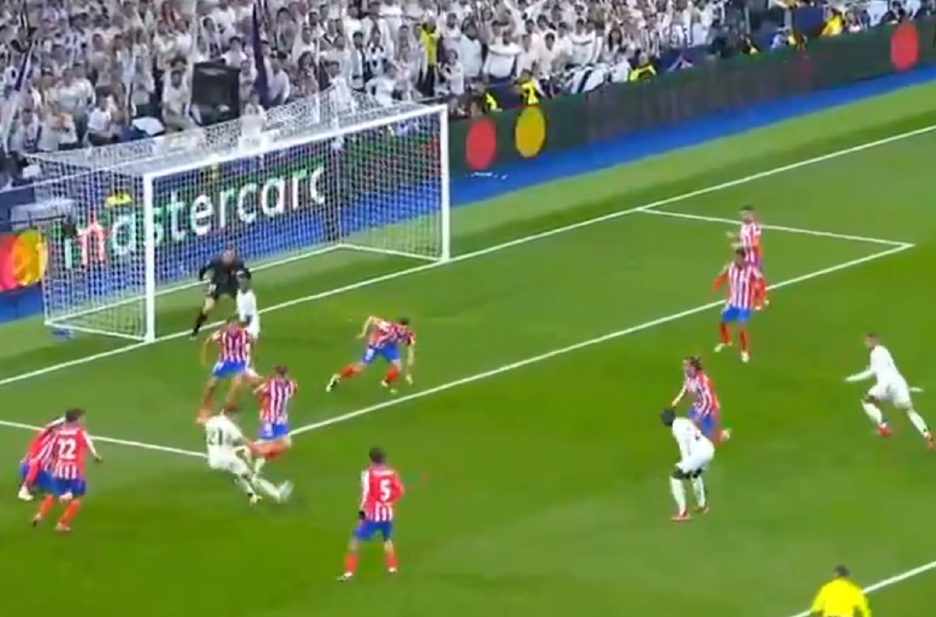 Ο πολυμήχανος Μπραχίμ Ντίαζ… εκτέλεσε τον Όμπλακ (vid)