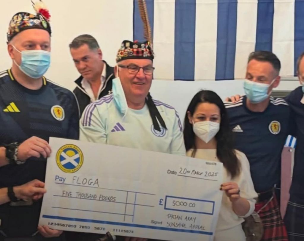 Συγκινητική κίνηση: Οπαδοί της Σκωτίας δώρισαν ποσό στον σύλλογο «Φλόγα» (pic)