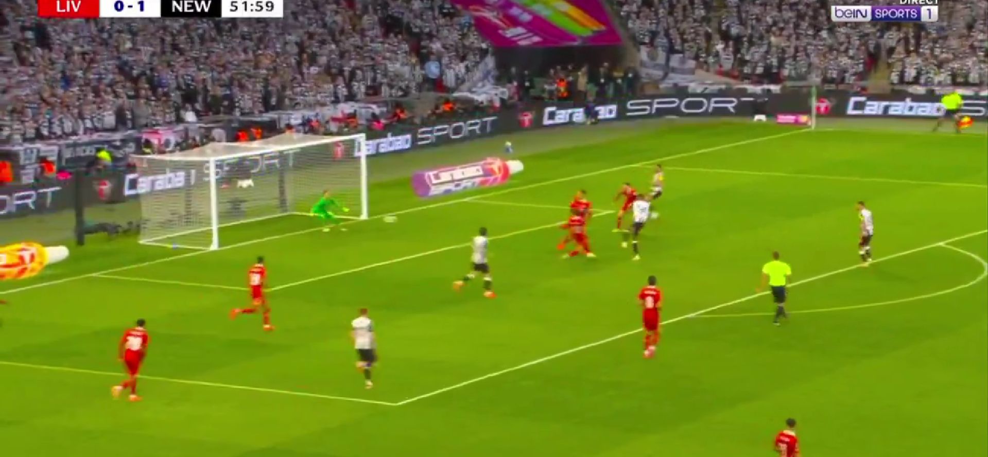 Μία επαφή και… γκολ: Ο Ίσακ στέλνει στα ουράνια τη Νιούκαστλ και 2-0! (vid)