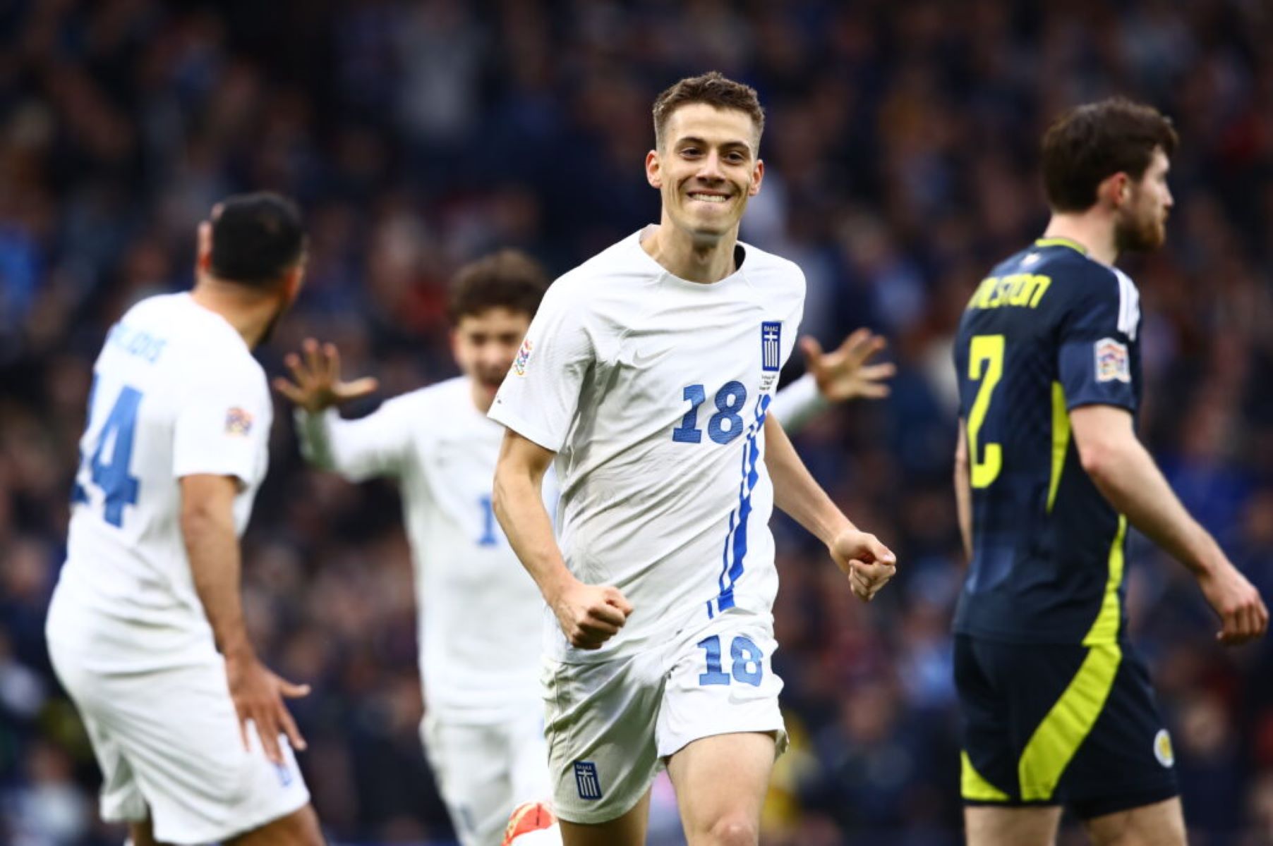 Γιάννης Κωνσταντέλιας: Η μαγική παράσταση στο Χάμπντεν Παρκ (vid)