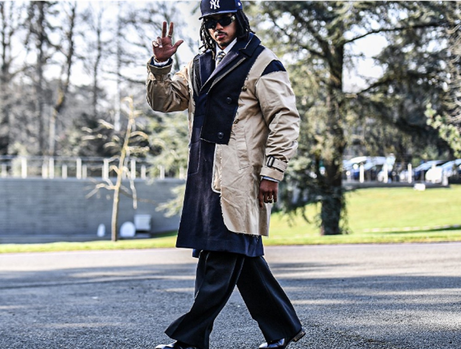 Η αστυνομία μόδας έκανε… ντου στην αποστολή της εθνικής Γαλλίας (pics)