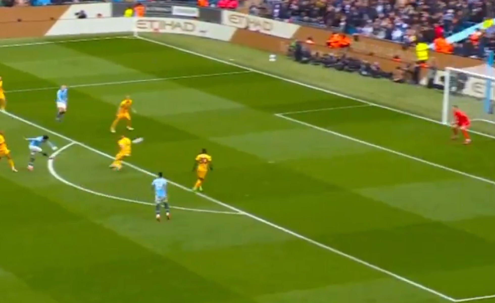 Το Έτιχαντ λατρεύει να βλέπει τον Μάρμους να βάζει γκολάρες (vid)