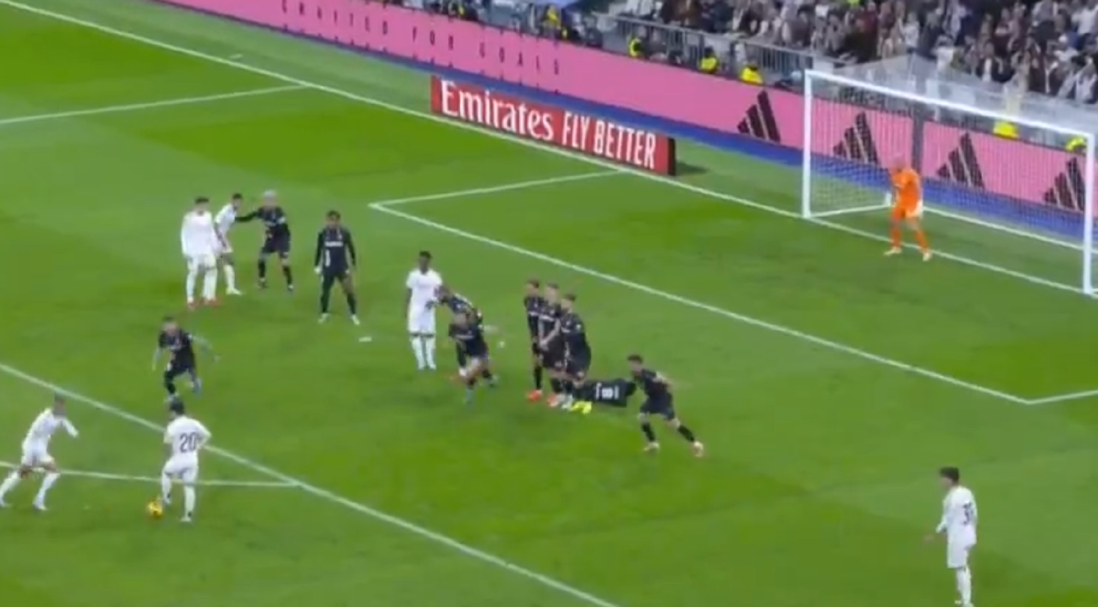 Μια Ρεάλ Μαδρίτης… μόνος του ο φοβερός Μπαπέ (vid)