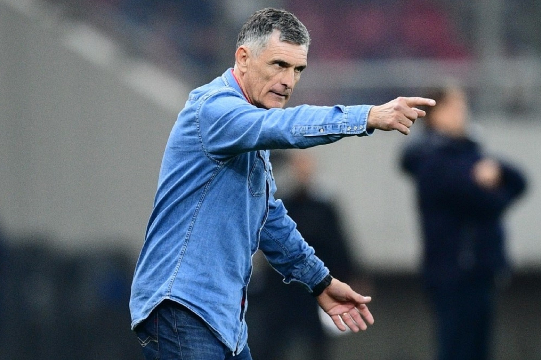 Σπόντα Μεντιλίμπαρ για Αλμέιδα: «Η αλλαγή τακτικής κάνει κακό… στην ομάδα σου»