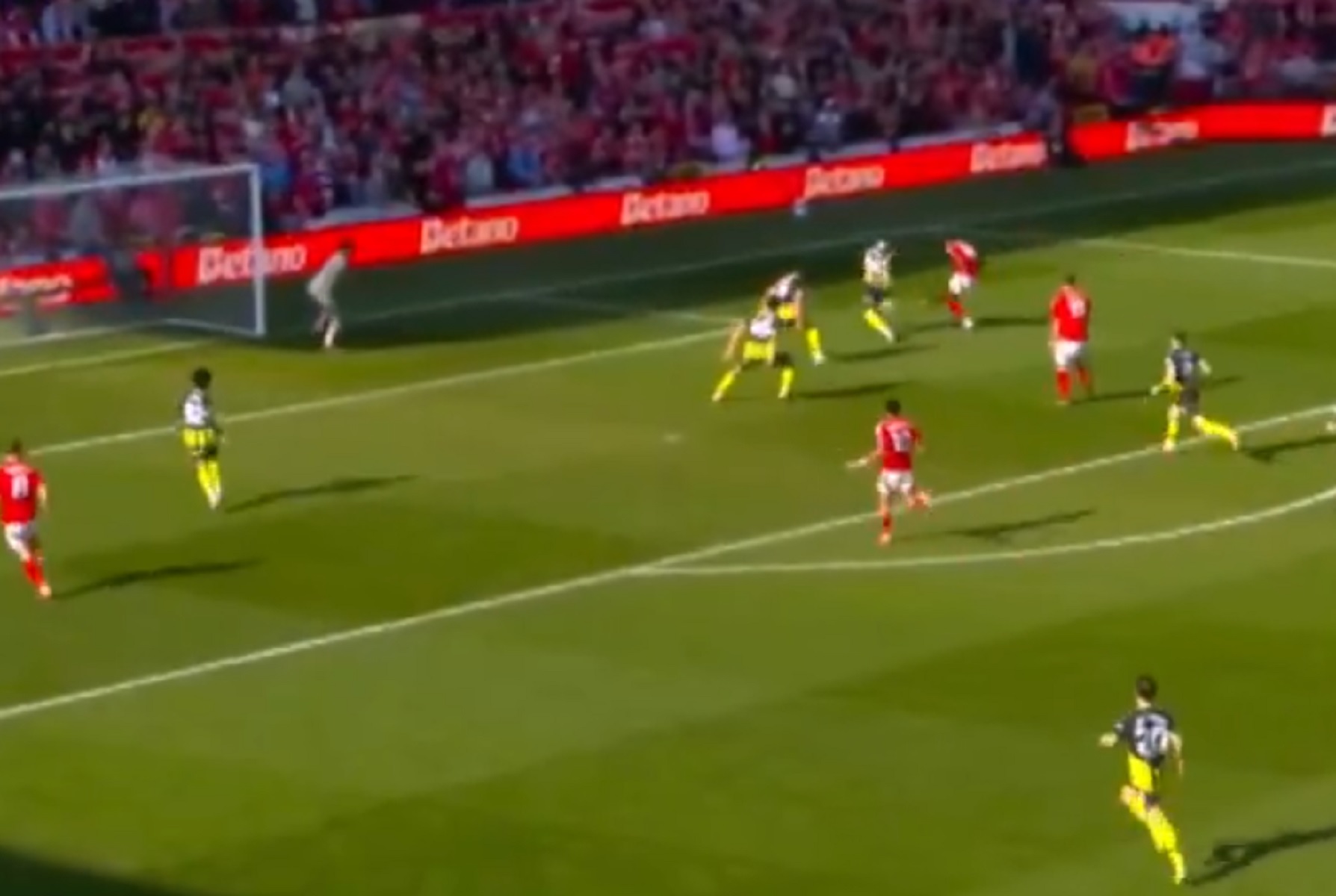 O Οντόι κάρφωσε τα δίχτυα της Μάντσεστερ Σίτι (vid)