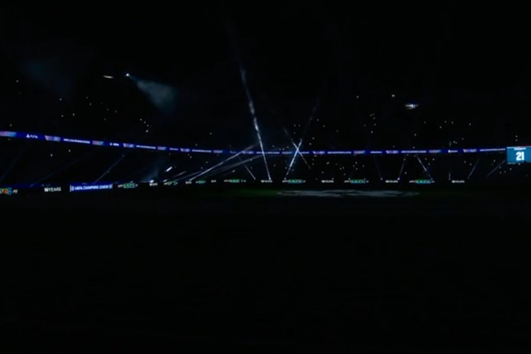 Μαγική ατμόσφαιρα στο «Παρκ Ντε Πρενς» πριν το Παρί-Λίβερπουλ! (vid)