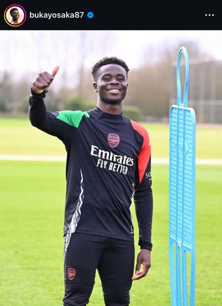 Ιδού η φωτογραφία που δείχνει τον Μπουκάγιο Σάκα και πάλι σε κανονικούς ρυθμούς της προπόνησης της Άρσεναλ: