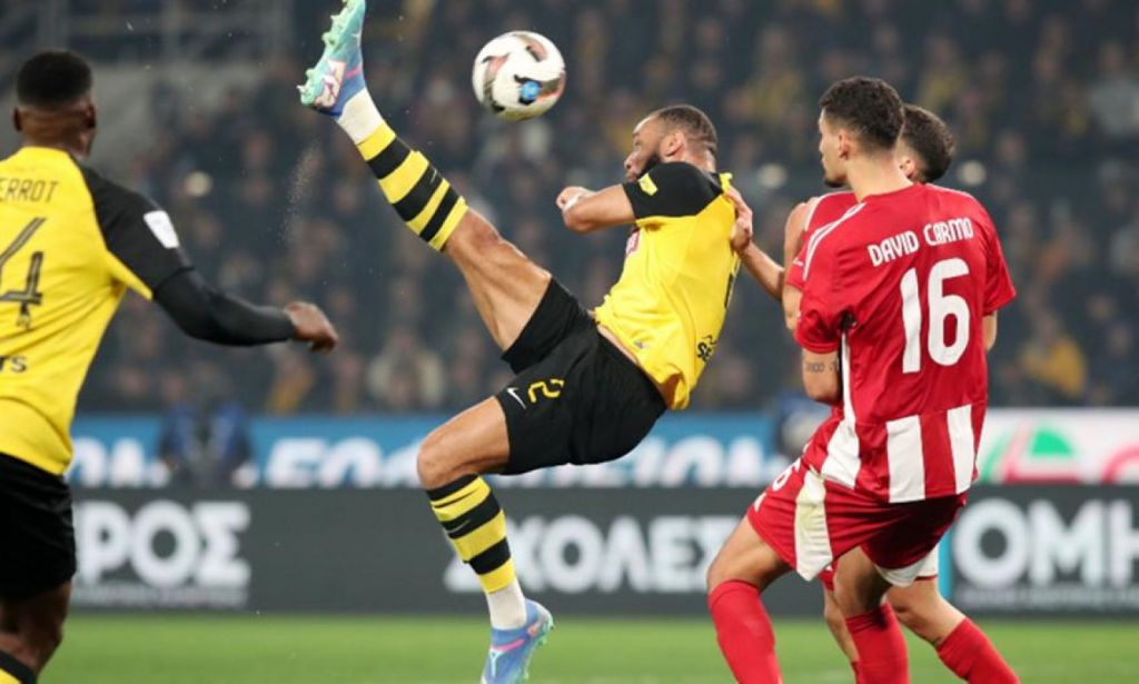 ΑΕΚ – Ολυμπιακός 0-1: «Διπλό» τίτλου με… Τσικίνιο στο 90′