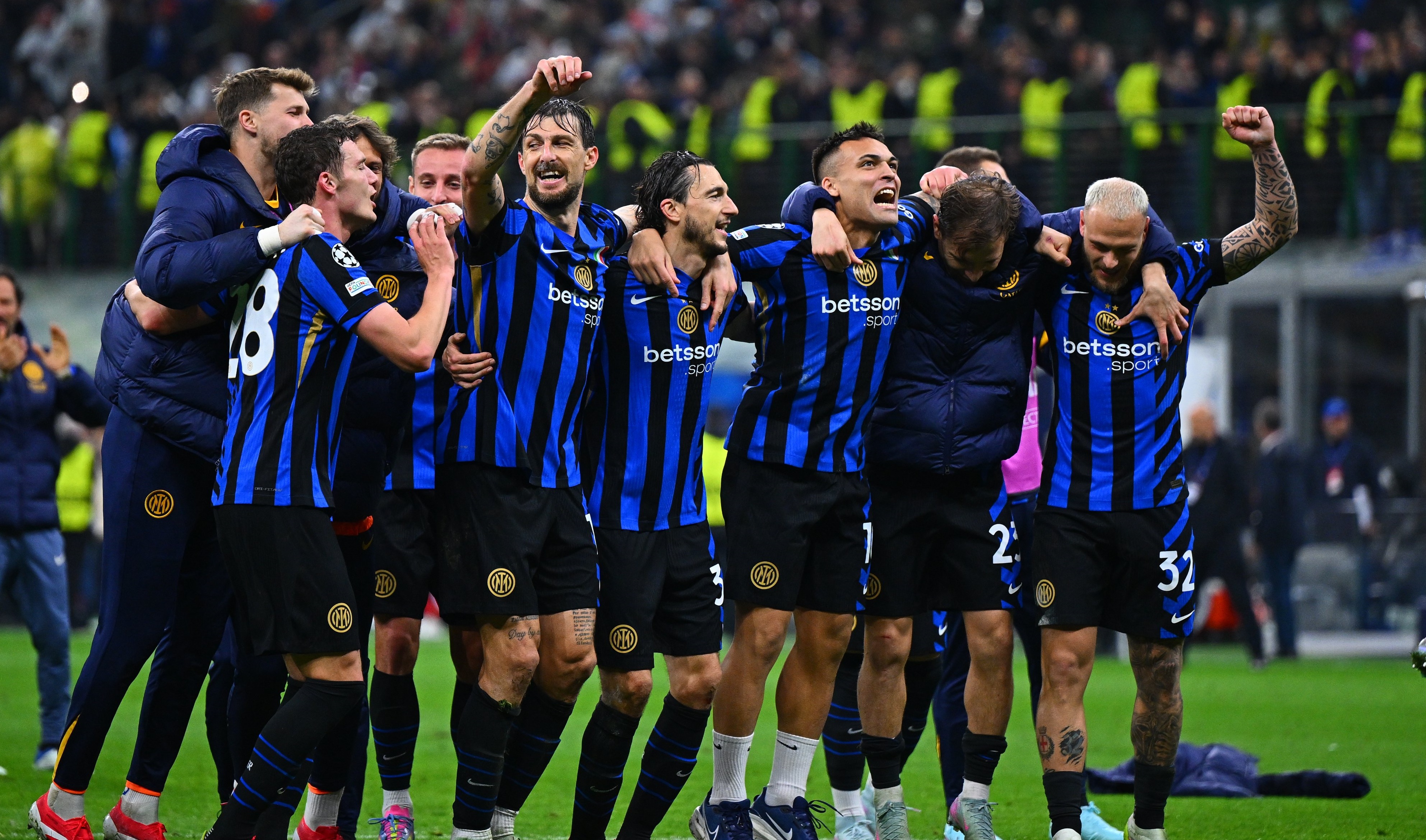 Ίντερ εναντίον Μπάγερν Μονάχου: 2-2 (Highlights)