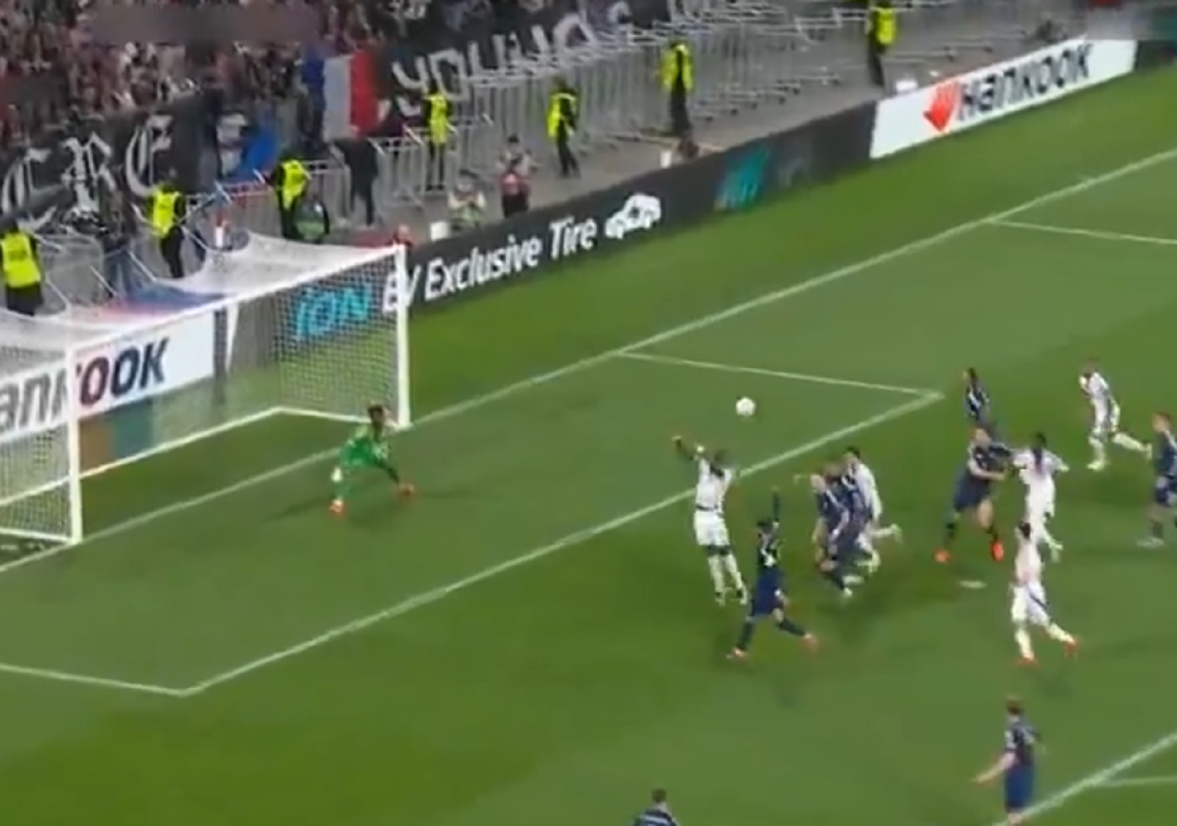 O Oνάνα δικαιώνει τον Μάτιτς – Τραγική αντίδραση στο γκολ της Λιόν (vid)