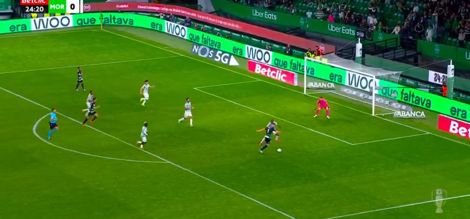 Όσο εσύ σκέφτεσαι το ψημένο αρνί ο Γιόκερες δεν σταματά να σκοράρει! (vid)