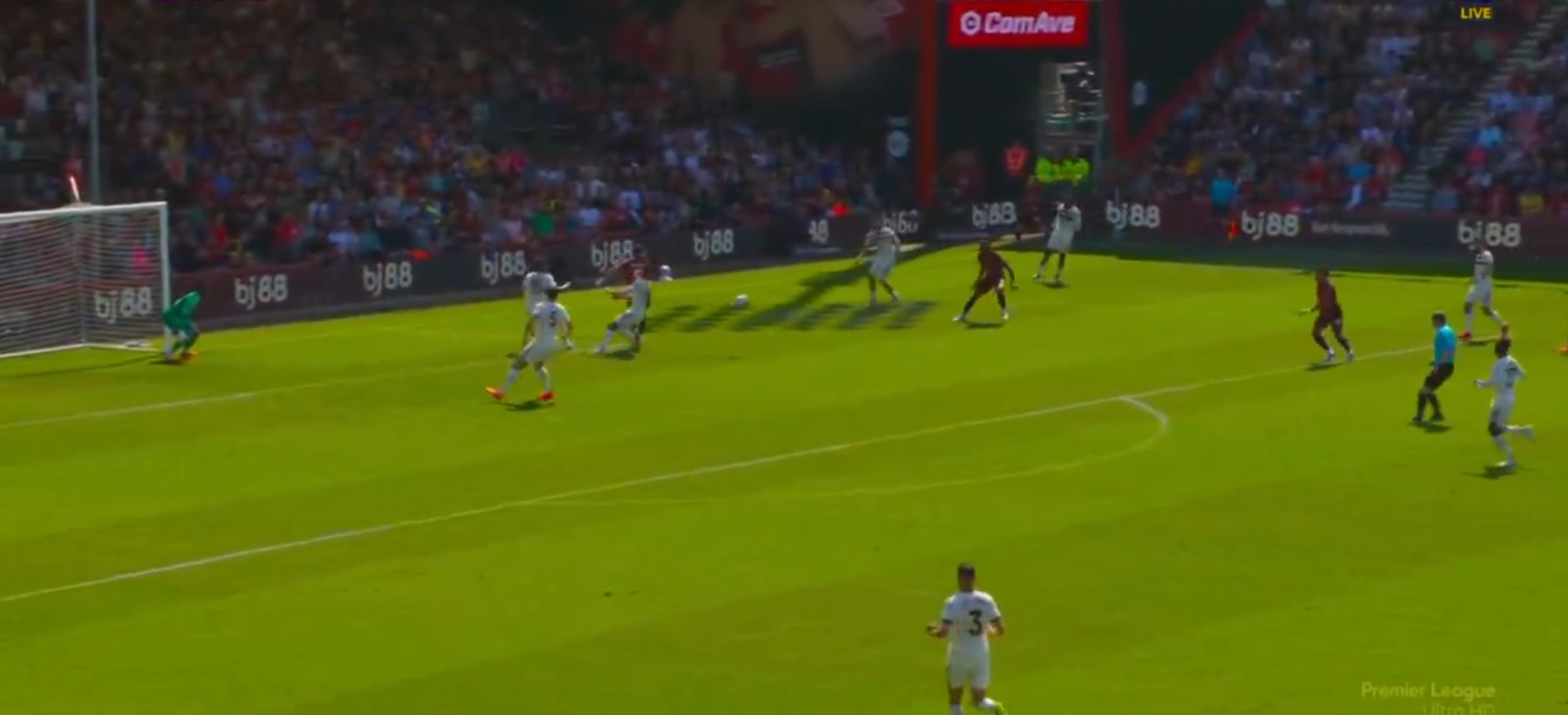 Μάντσεστερ Γιουνάιτεντ: Προκαλεί και πάλι γέλια η άμυνά της! (vid)