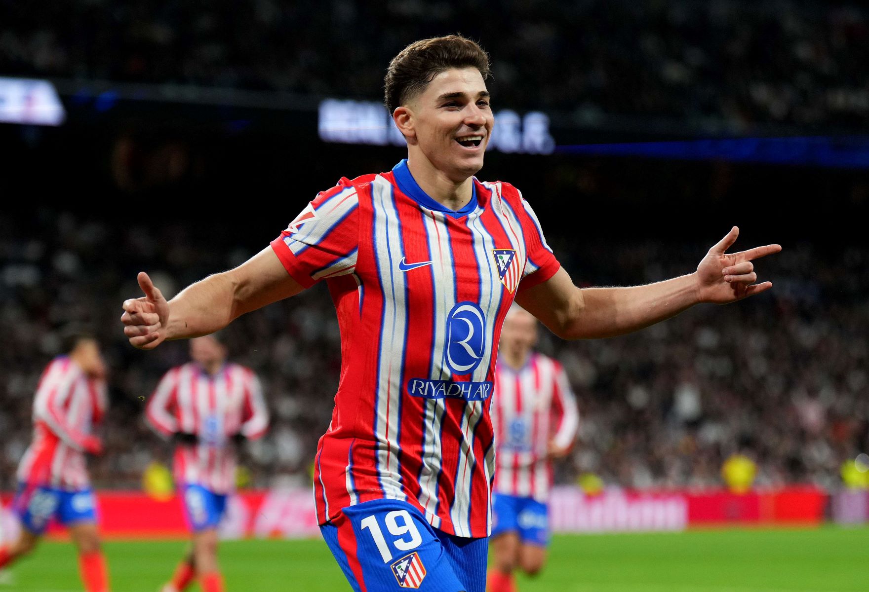 Η Μπαρτσελόνα απαντά στη Ρεάλ Μαδρίτης με Χούλιαν Άλβαρεζ