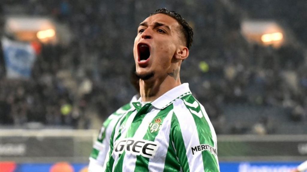 Η Ρεάλ Μπέτις πηγαίνει ολοταχώς για το κόλπο του καλοκαιριού