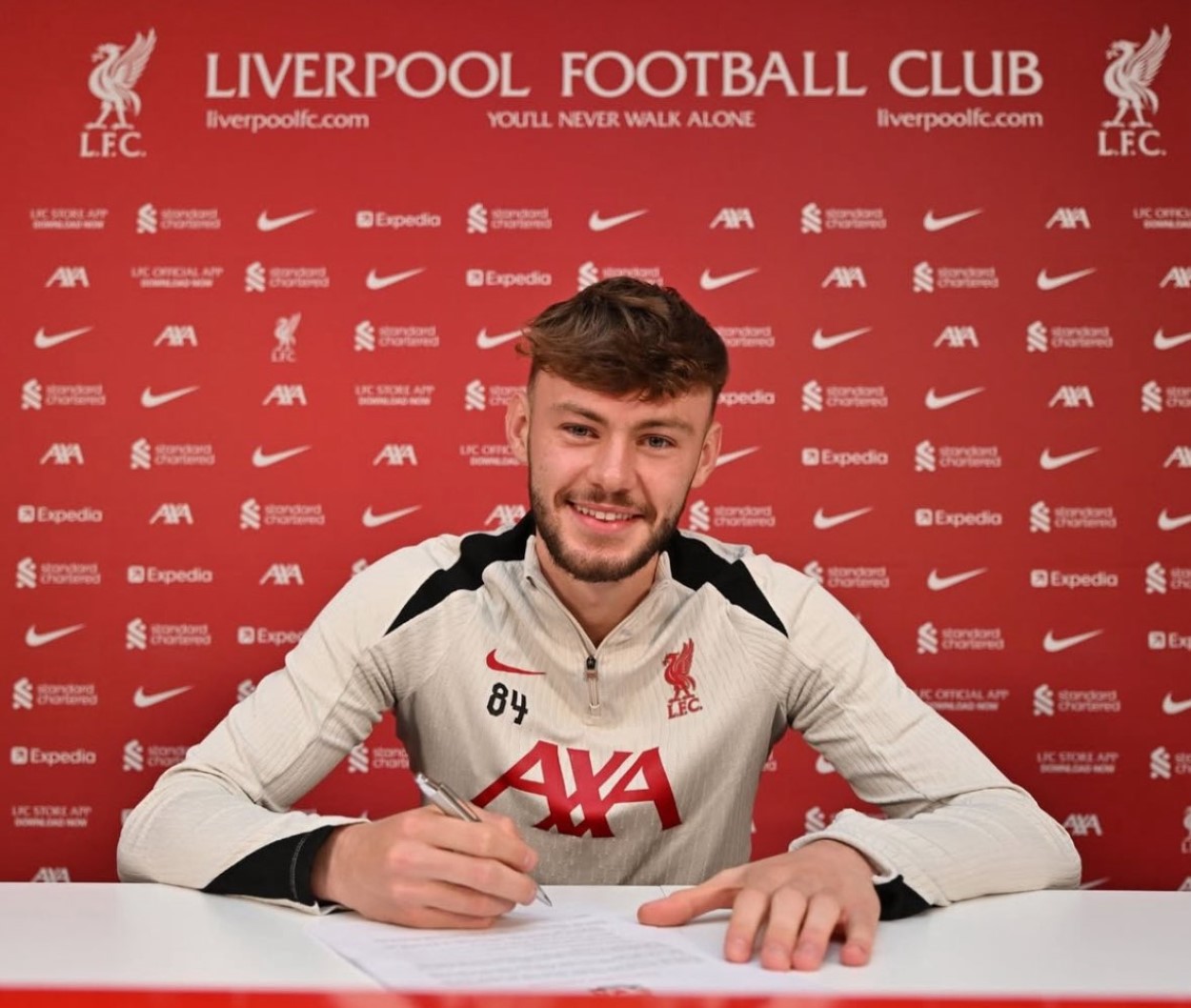 Επίσημο: Η Λίβερπουλ «έδεσε» με νέο συμβόλαιο τον Μπράντλεϊ (vid)