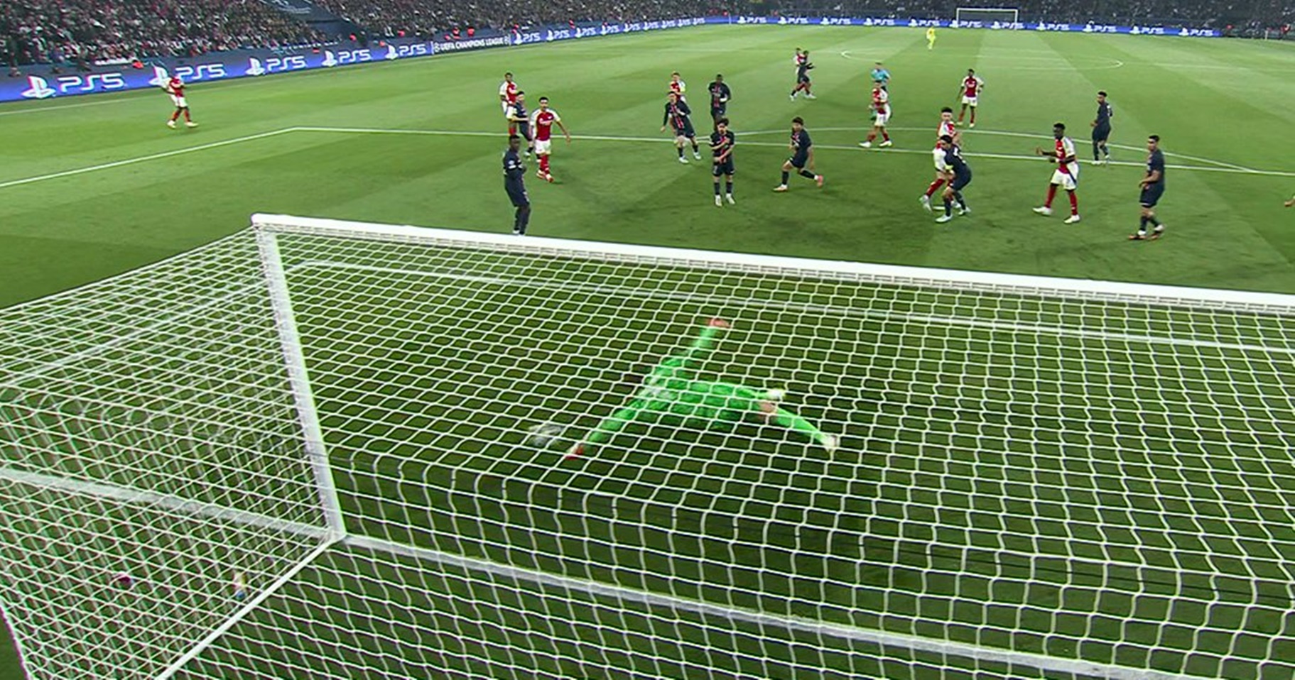 Παρί Σεν Ζερμέν εναντίον Άρσεναλ: Ο Ντοναρούμα έχει βγάλει τα ΑΠΙΑΣΤΑ! (vids)