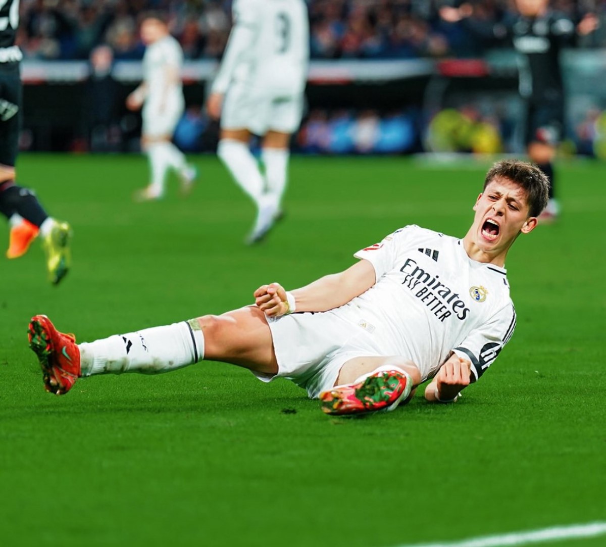 Έτσι γλεντάει ο αδικημένος της Ρεάλ – ΓΚΟΛΑΡΑ του Γκιουλέρ (vid)