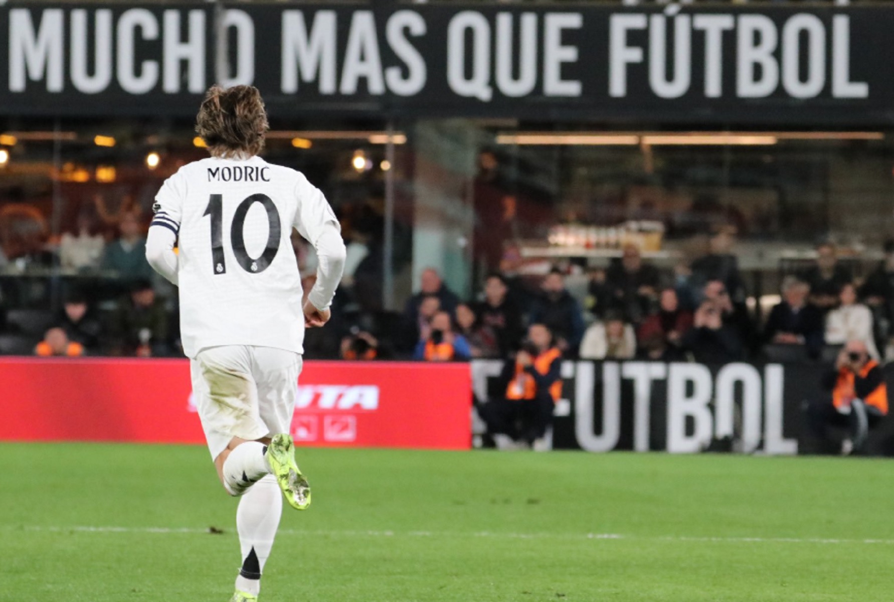 Το συγκλονιστικό αποχαιρετιστήριο βίντεο της Ρεάλ Μαδρίτης για τον Μόντριτς