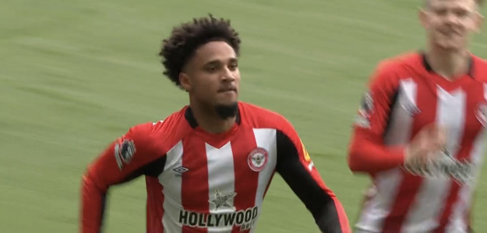 Τραγική Μπρέντφορντ – ΔΕΝ τήρησε fair play κόντρα στην Γιουνάιτεντ και σκόραρε (vid)