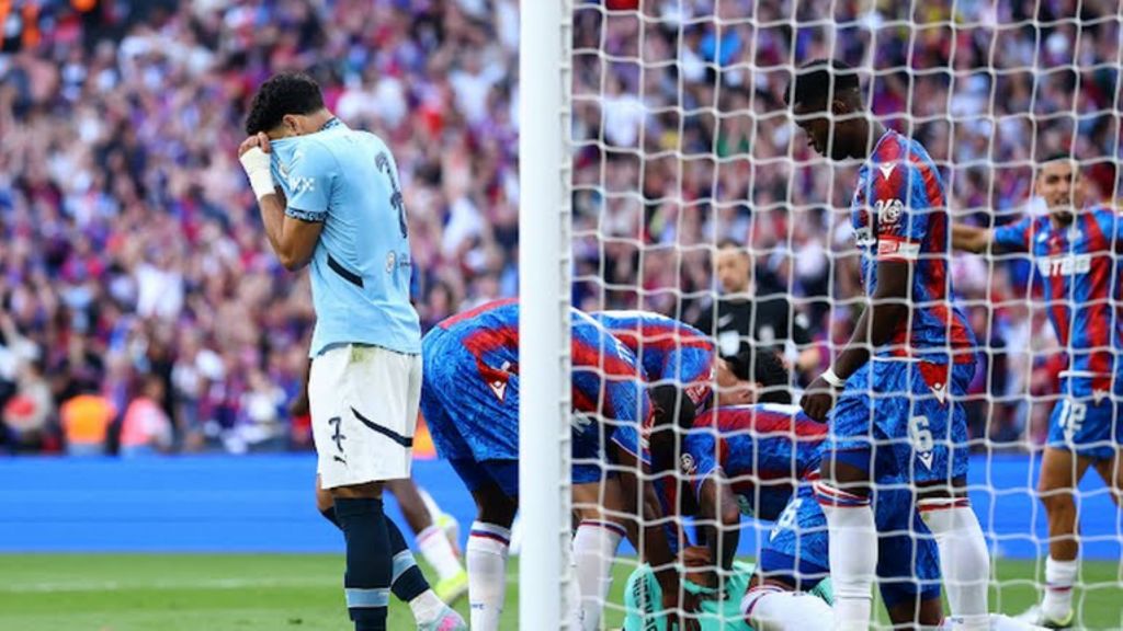 Πάλας – Σίτι: Η απόκρουση του Χέντερσον στο πέναλτι του Μαρμούς (vid)